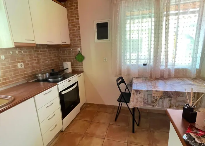 μονοκατοικία στο λουτρακι