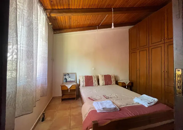 Апартаменты μονοκατοικία στο λουτρακι *