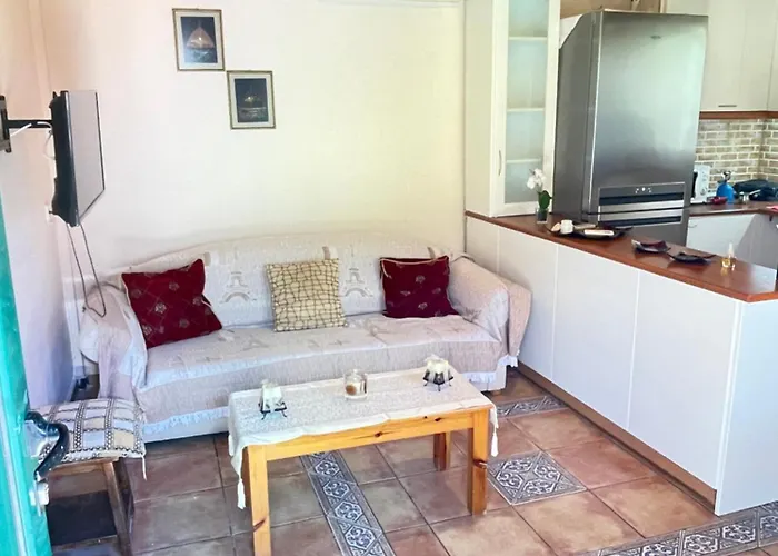 דירה μονοκατοικία στο λουτρακι *